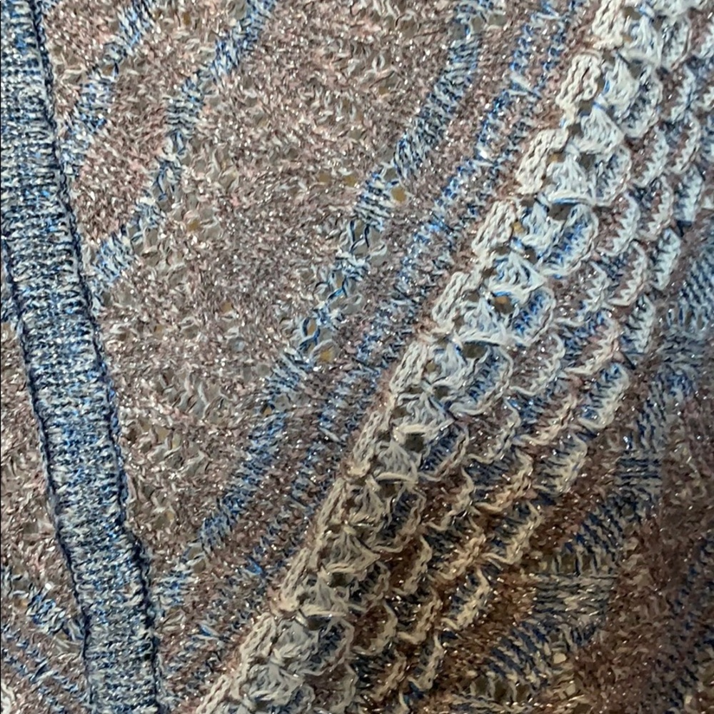 Sweater - Picture 3 of 3